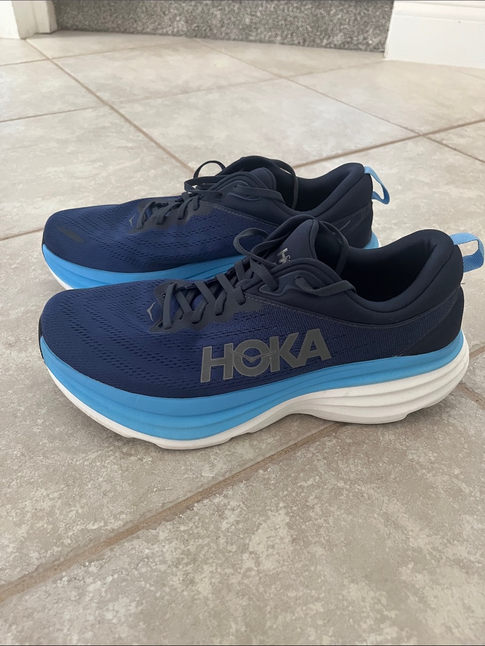 Hoka Bondi 8 Navy & Bright Blue Men's Running Sneakers size 12 2E like new